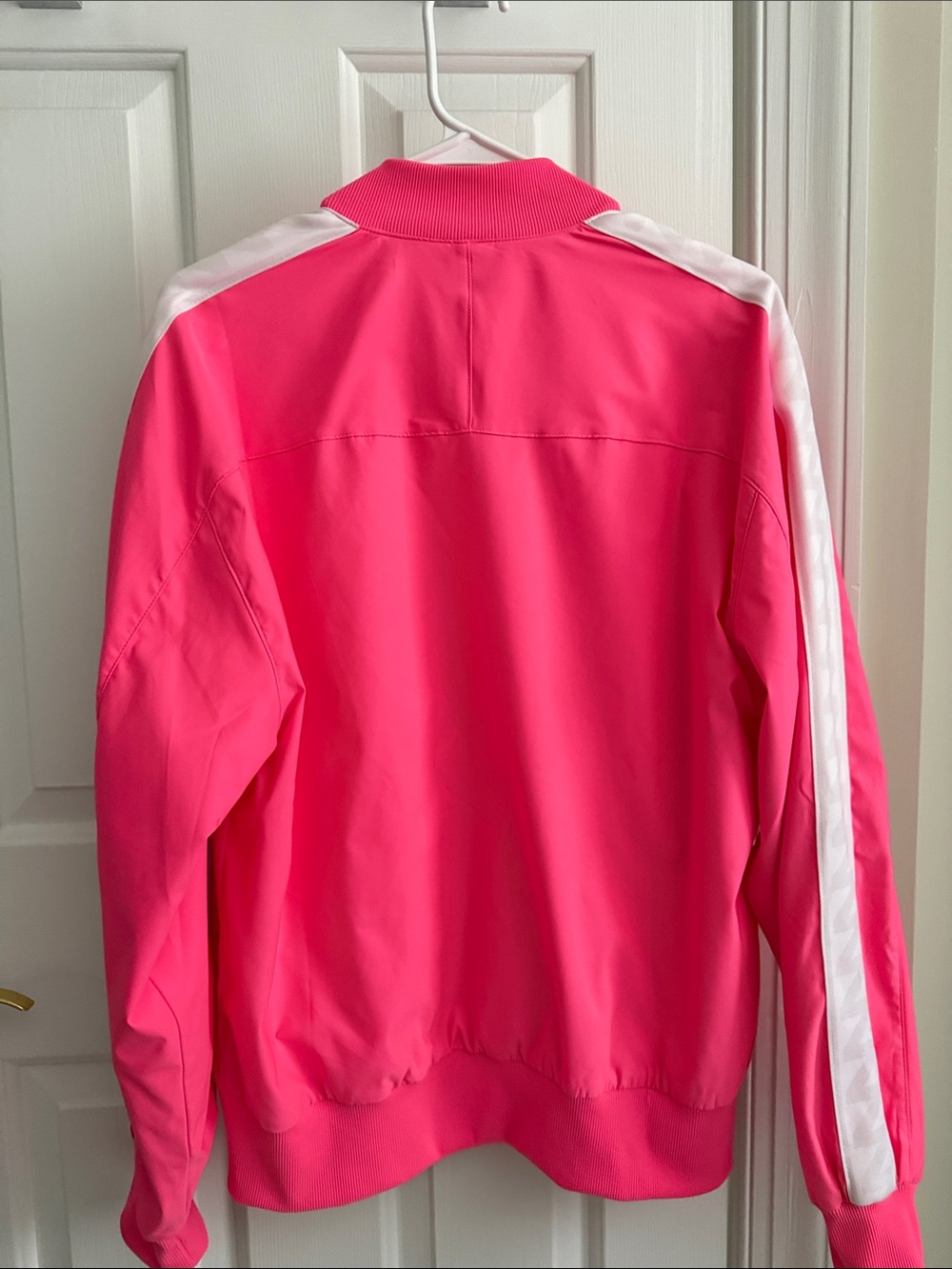 Nike Men’s Rafa Nadal Neon Pink Track Jacket with White Sleeve Panels - Picture 6 of 6